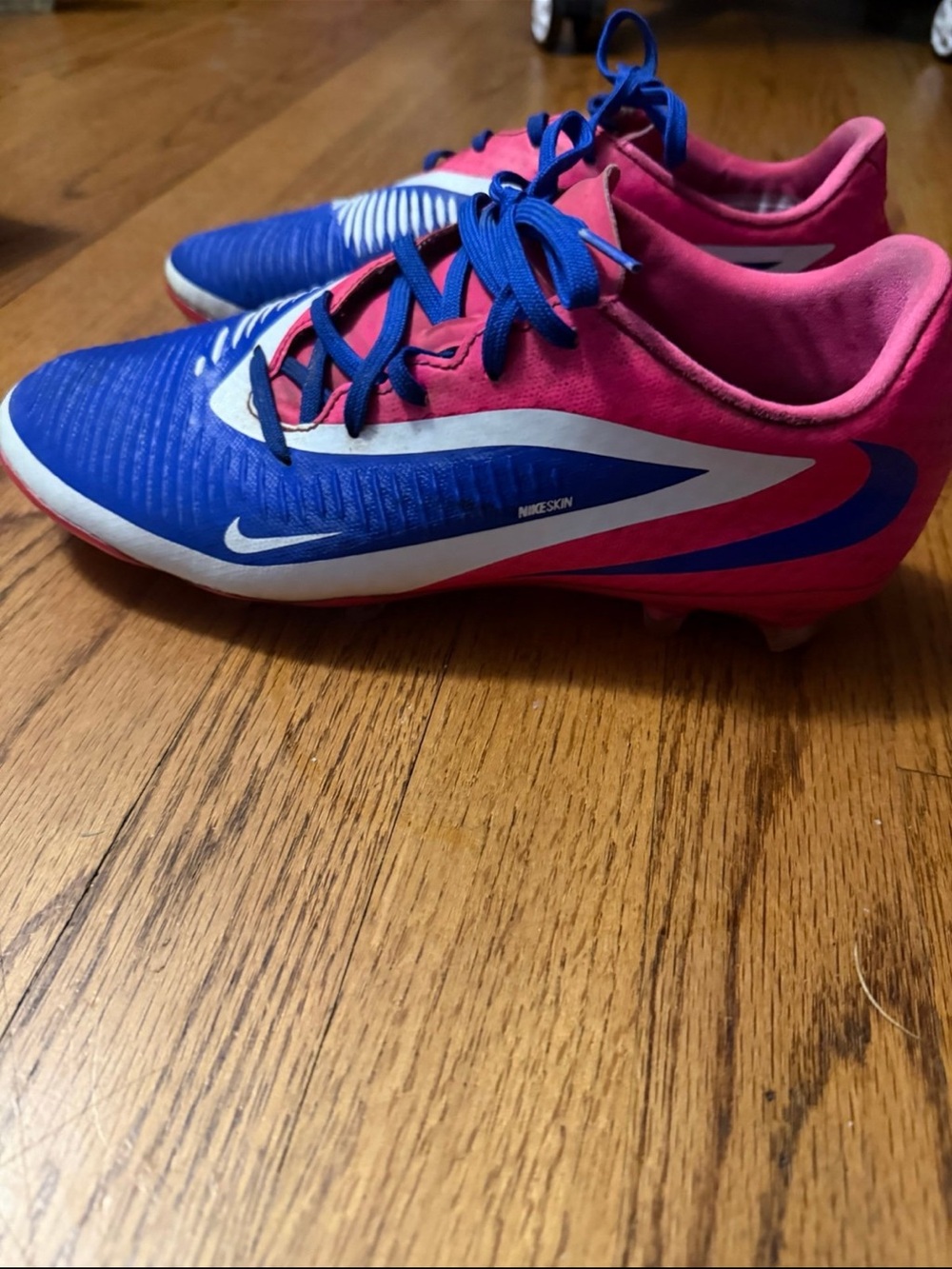 Nike Kids Custom ordered Soccer Cleats - Picture 3 of 4